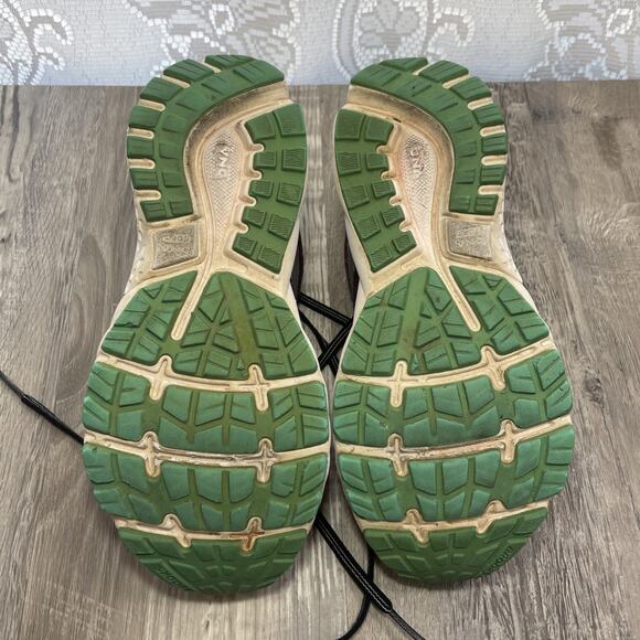 Brooks Ghost 11 Red Running Shoes Womens size 7 B medium - Picture 9 of 16